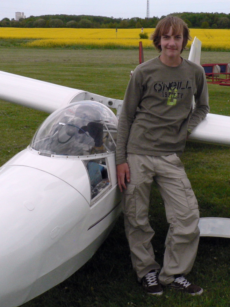 Alexander Dodel auf dem Flugplatz Sierksdorf / Hof Altona